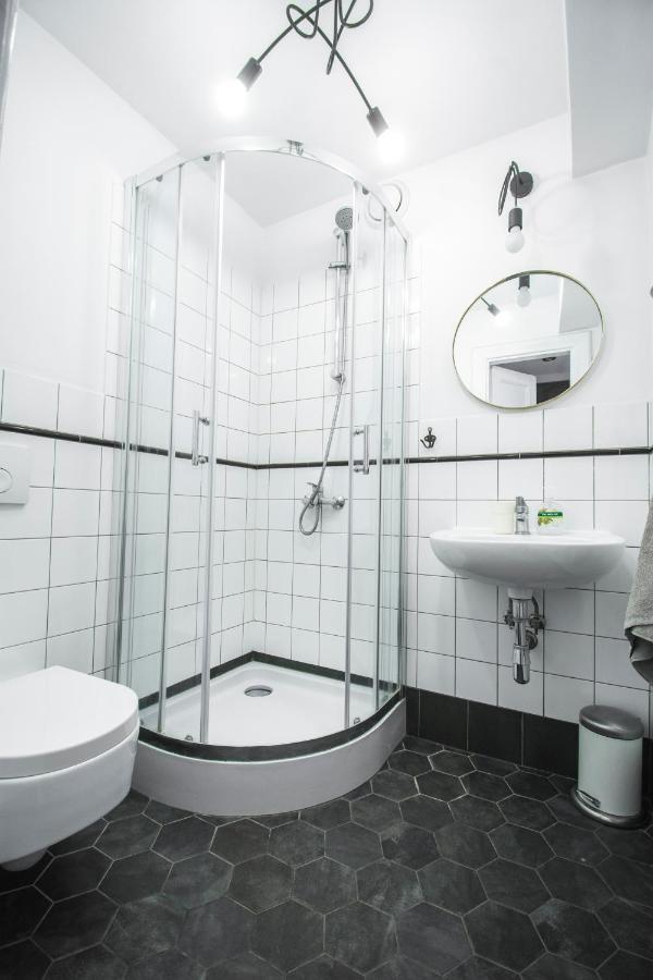 Lion - Silver Homestay Krakow